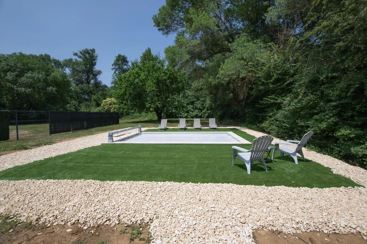 펜션 Villa Graveyron - Maison Avec Piscine Privee Berrias-et-Casteljau
