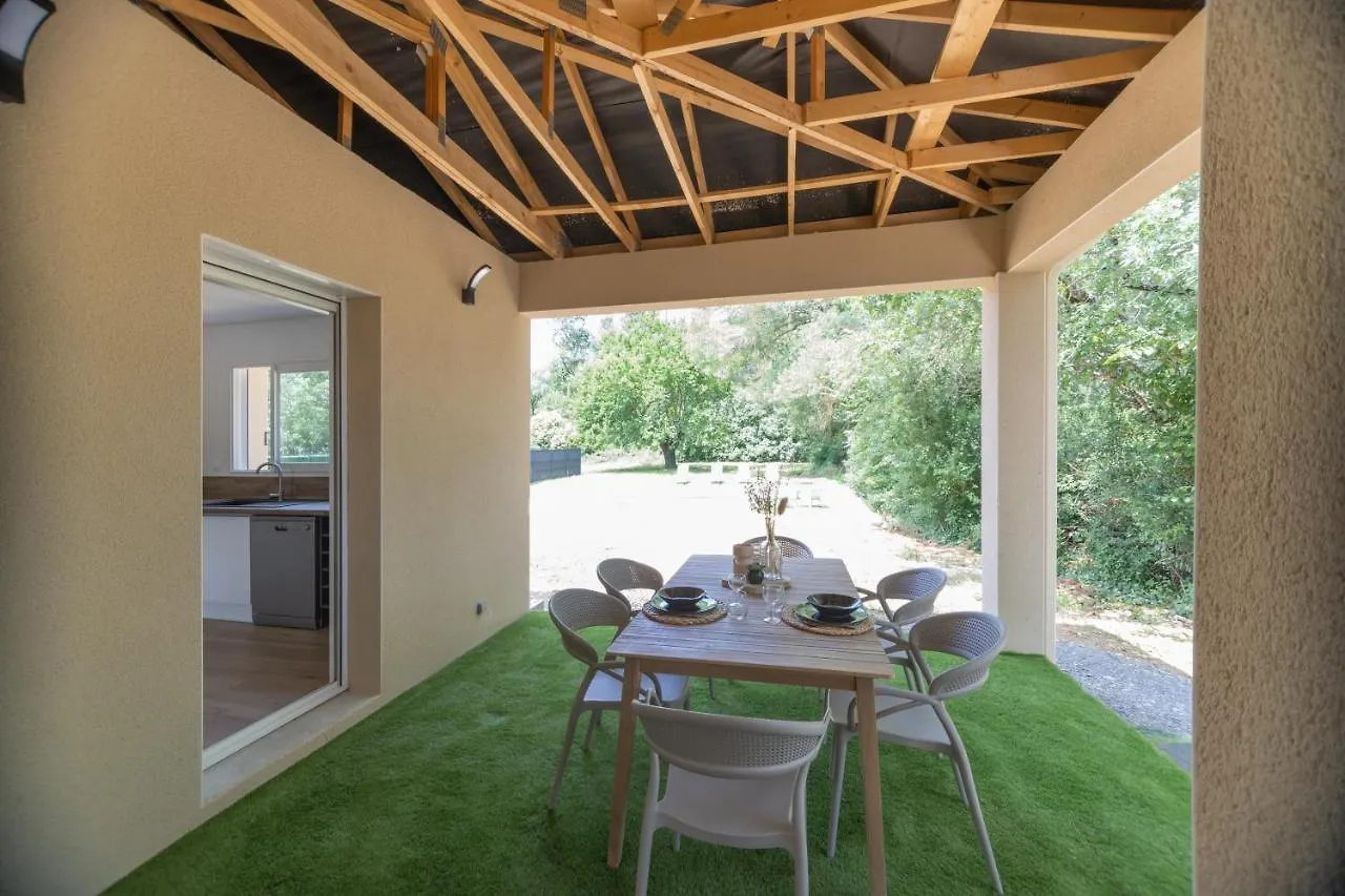 Villa Graveyron - Maison Avec Piscine Privee Berrias-et-Casteljau